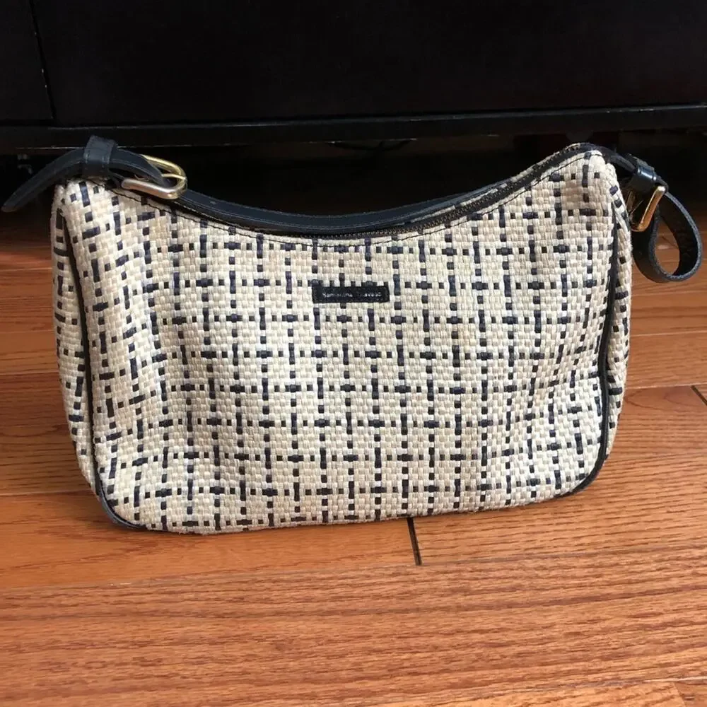 Samantha Thavasa Authentic Raffia Casual Classic Blue Cream Shoulder Hobo Bag